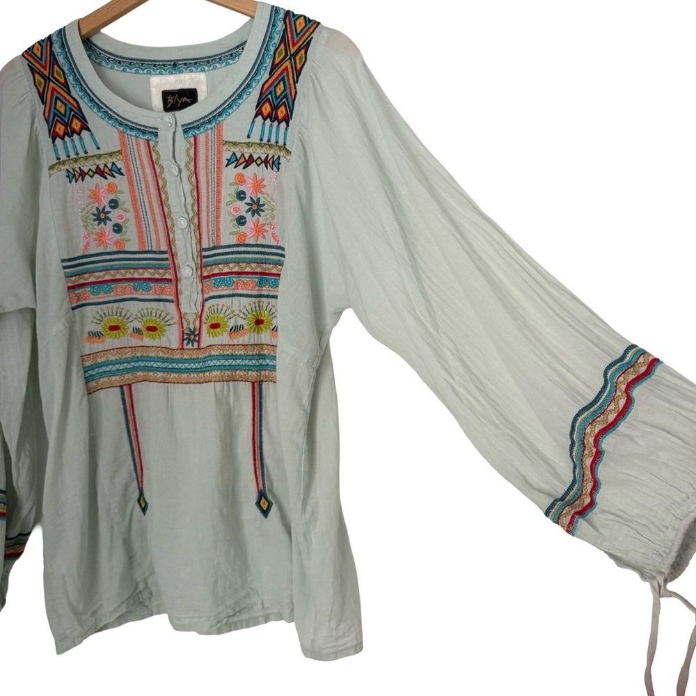 Johnny Was BIYA Embroidered Tunic Top Sz M - Picture 3 of 6